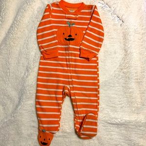 Carter’s 9 months Halloween fleece pjs